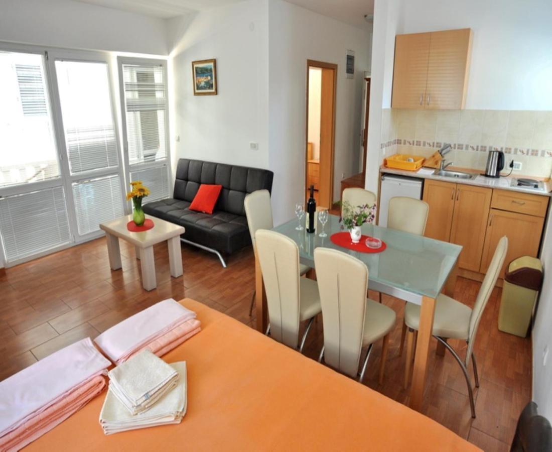 Apartments Franicevic Petrovac ห้อง รูปภาพ